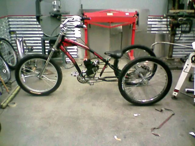 Click image for larger version

Name:	bikec.jpg
Views:	751
Size:	50.9 KB
ID:	20986