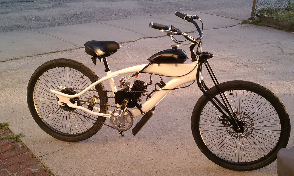 Click image for larger version

Name:	1024 bike.jpg
Views:	73
Size:	309.6 KB
ID:	37131