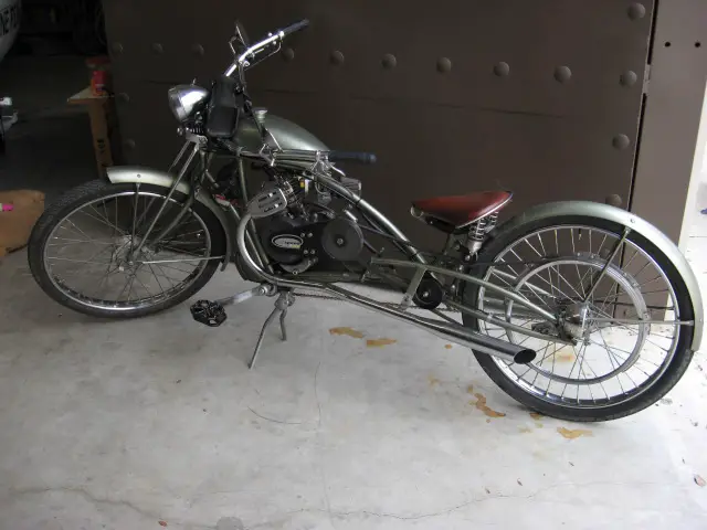 Click image for larger version

Name:	Whizzer 001.jpg
Views:	216
Size:	96.3 KB
ID:	8381