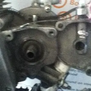 here you can see on the left how the chain must have rubbed the clutch case