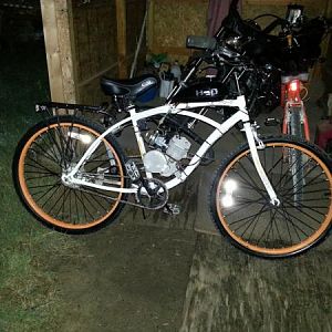 2013/09/03 
#2
The Huffy Davidson after a good cleaning, next mod will be a Puch 50cc Hi Hi head.