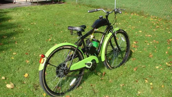 Green bike. This bike is very smooth, good looking and solid. NT Stock, strong running FH66. Front V rear coaster. GO Green as I call it is 1 of a pai