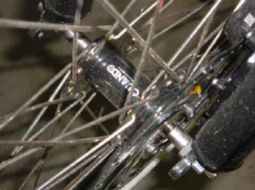 Quando disc hub with chromoly tandem axle from Harris Bros.