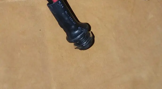 Charging plug V-twin.jpg