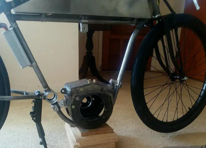 crank case in loop 2.jpg