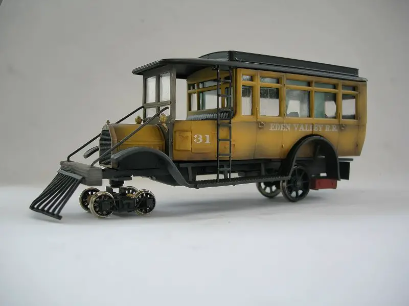 My name's Pete - and I build model trains. There I said it ...