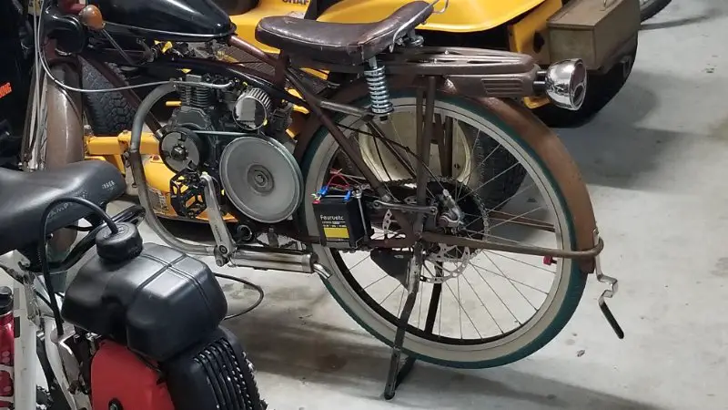 Tail light high.jpeg