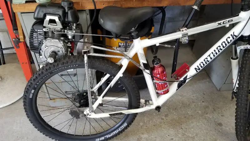 Throttle Linkage Mount.jpg