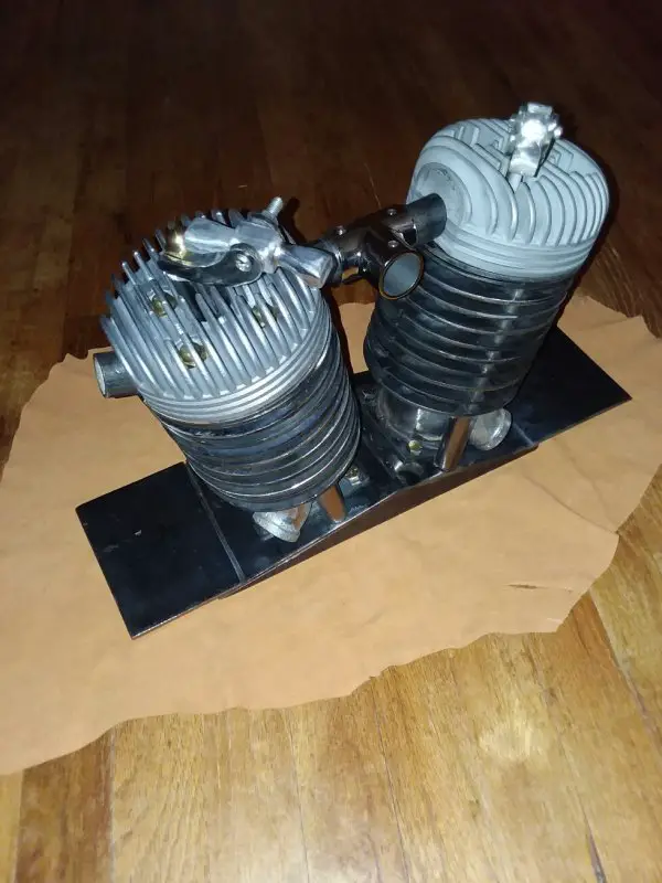 V-twin valve rockers.jpg