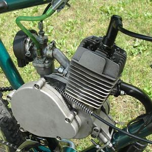 Dax 2-stroke 47cc mounted on Huffy 18-speed