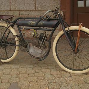 1911 Indian racer