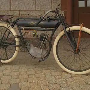 1911 Indian racer