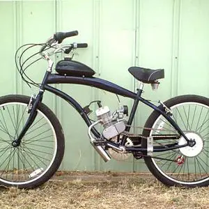 CDH MOTOR mounted on bike;
2 stroke bicycle engine kit CDH 80CC