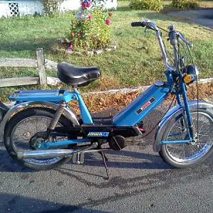 1980 jawa x30...100 original miles...I'm second owner...excellent condition...has 207 motor with thyristor ignition...37idle jet...60main...does 40 fl