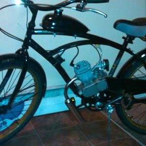 The "Ronzworld Basic Build 1 " 
* This is built on the classic Huffy Cranbrook and sports the 66/80cc 2-stroke F-80 type motor which has had the port