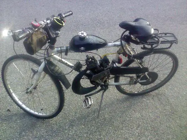 06.09.2011

Pic of the bike, this is with last exhaust. This is now an old pic due to the SBP xchamber getting installed!