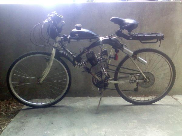 06.13.2011

Newest pics of the bike!