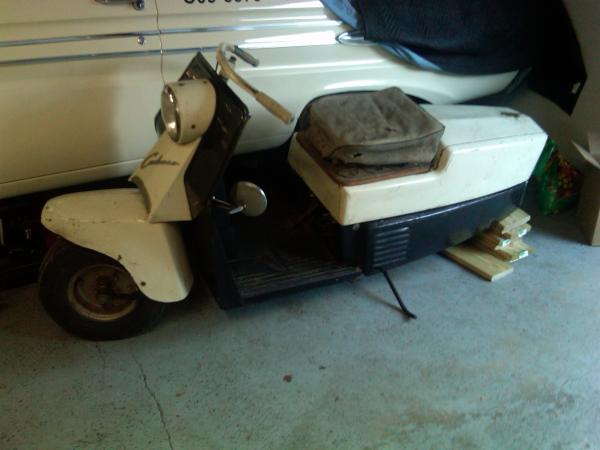 1958 Cushman Pacemaker 722. 8hp Husky engine