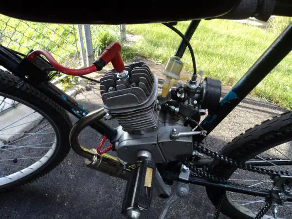 1st build/2-stroke: Close up!