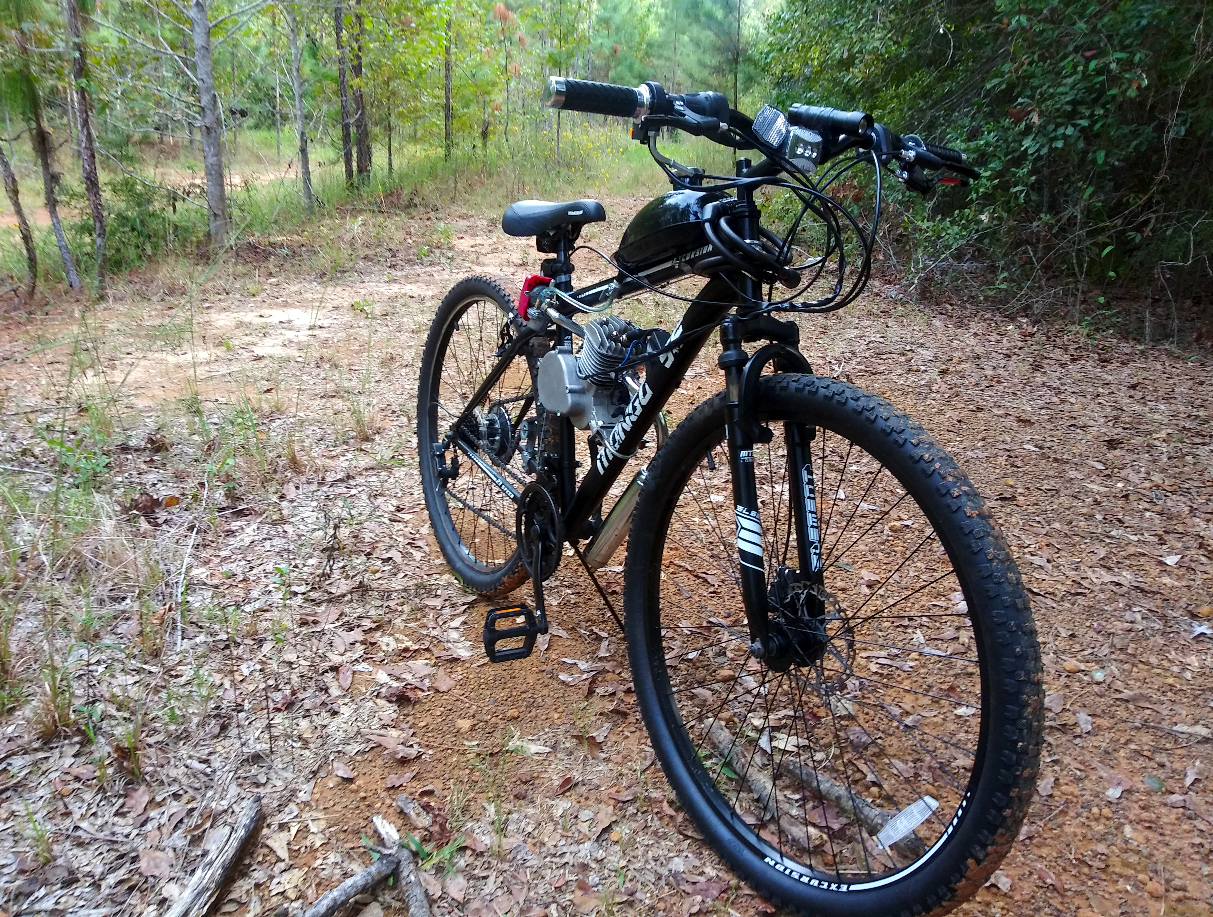 29 mongoose excursion bike