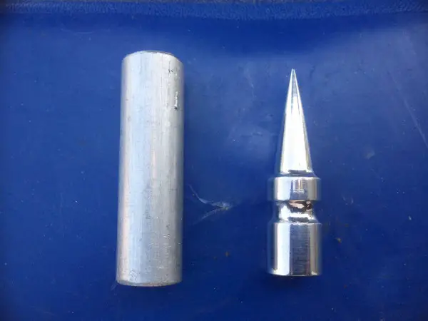 Before and after. On the left is the aluminum blank. On the right is a completed spike.....