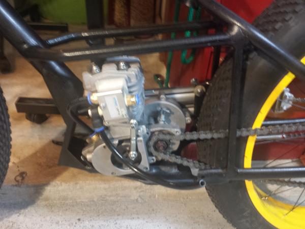 Close up of 49cc motor i modified