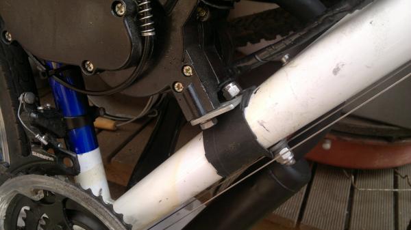 Engine mounting