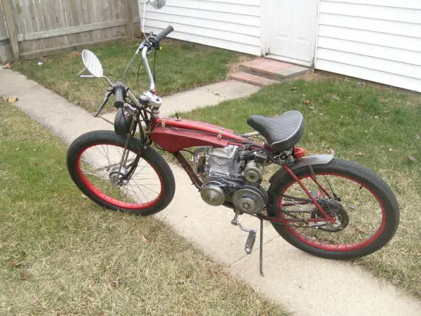 fabbed up my first 3 piece crank,and cantilever gas tank