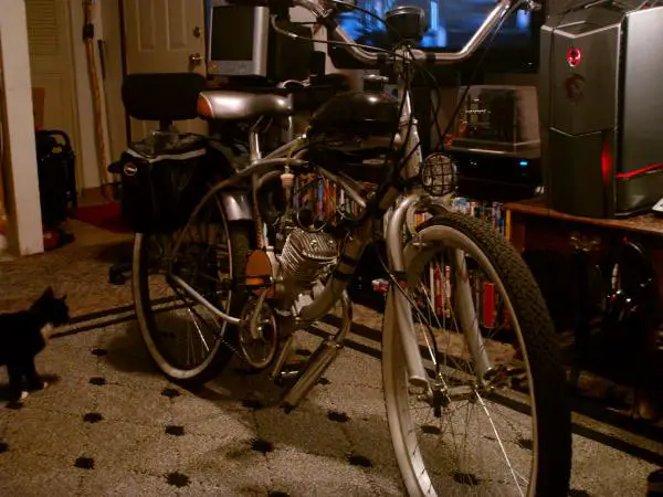 forward right side of bike