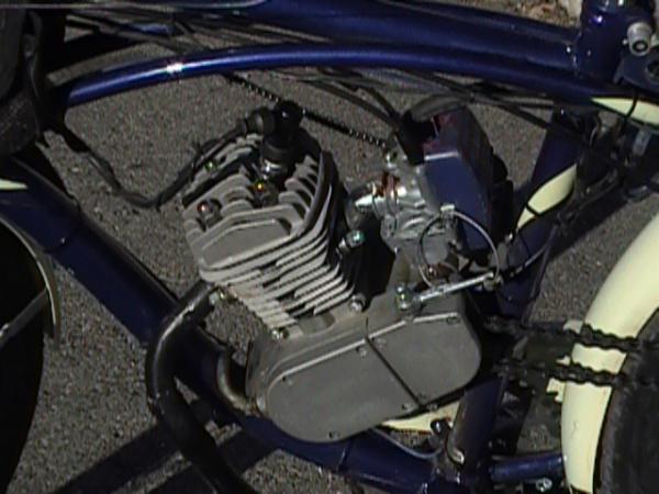 Huffy Cranbrook with engine 004