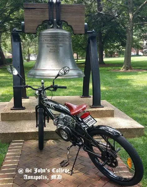 Looks like a Liberty Bell

https://www.youtube.com/user/JimConHam/videos