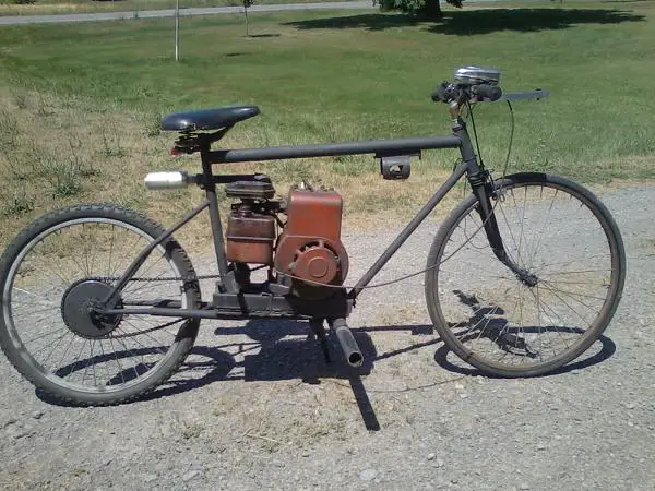 motorized bike  
5 hp briggs off roto tiller few bikes welded together 
tops out at 40mph