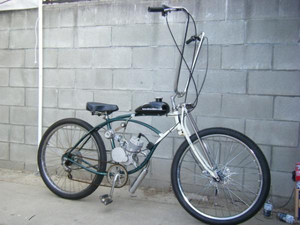 Motorized late 1980s Schwinn 5-speed Cruiser with old skool Schwinn fork & VMB disc kit.