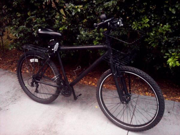 Murdered the original frame out, prepped for the engine to be installed.  All parts were found or donated from other wrecked bikes.