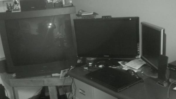 My 3 monitors: From left to right: 43" Gateway 2000, 27" Samsung HD Widescreen, 19" LCD Flatpanel. Acer i7  17.3" lappy