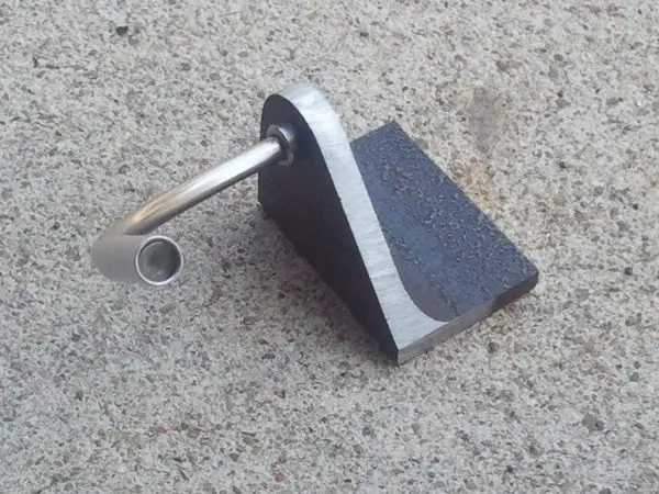 New bracket  fabricated with cable guide installed - right side view.....