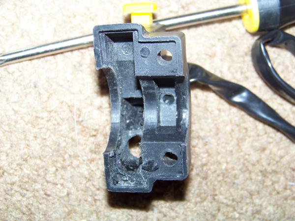 reason i now use leaver throttle. my stock plastic one kills cables. and it all chewed up from use. bunk!