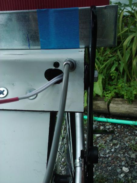 Scavenged Adjuster and Brake cable outer casing from the Schwinn.