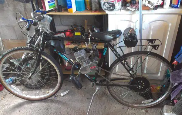 Sprocket mounted, tank temporarily placed.