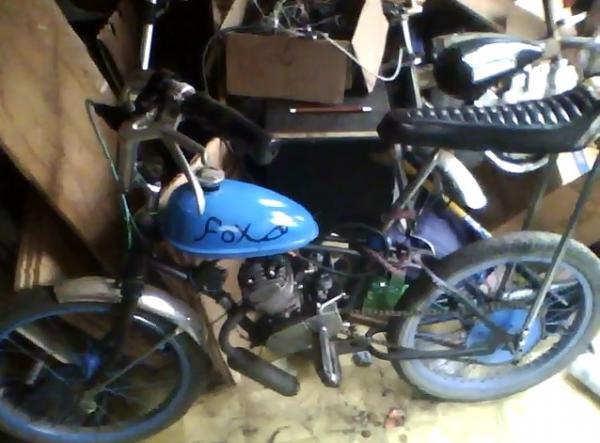 The FrostWire themed, 1976 Fastback Moped!