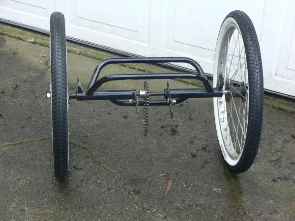 TRIKE HOUSING UNIT