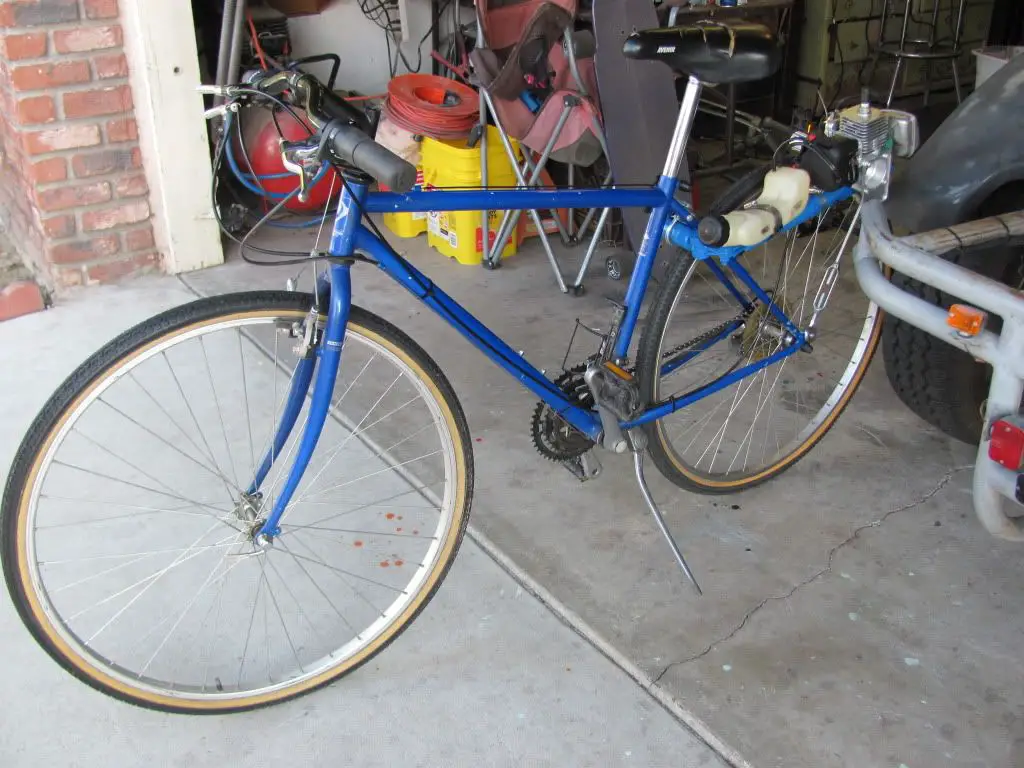 Motorbikepaintedmotor003.jpg