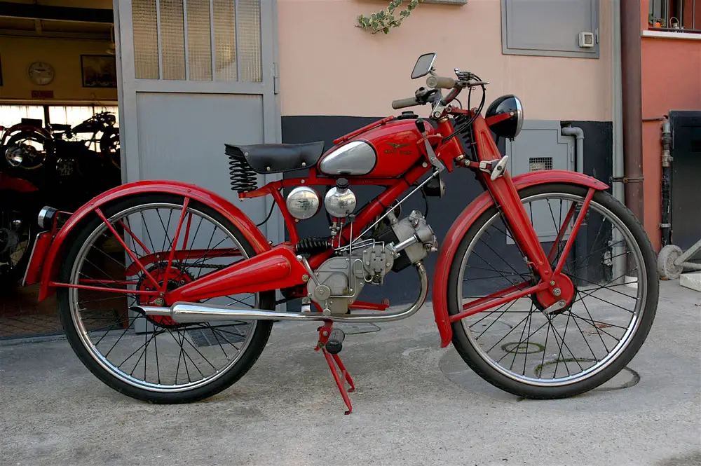 2-guzzino-4t-4.jpg