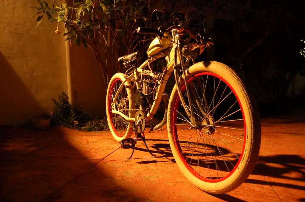 1motorbike4copy-1.jpg