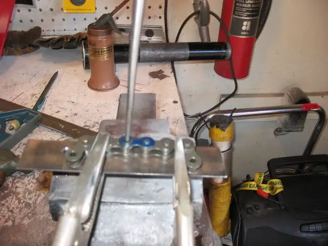 chainbreaker008.jpg