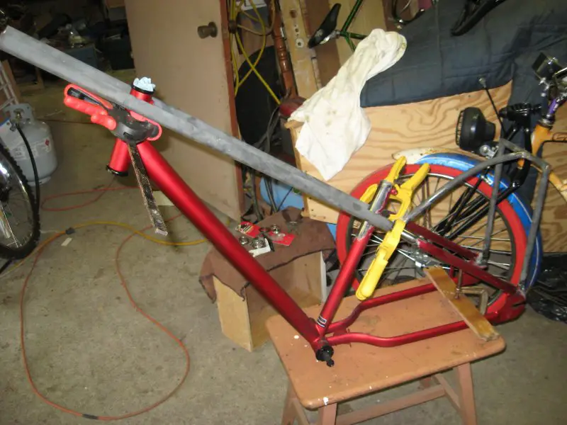 Welding%20the%20Frame%203.jpg