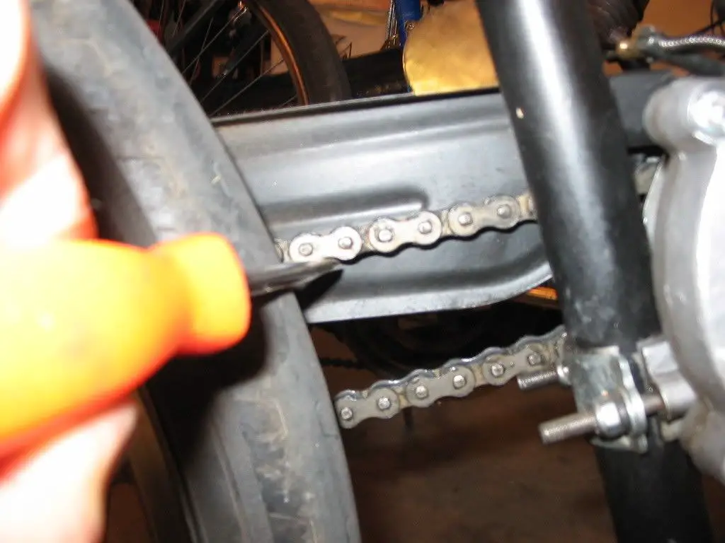 chainatrest.jpg