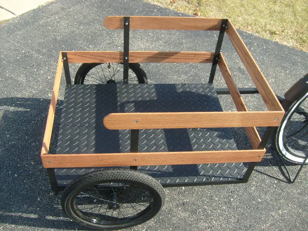 bikelakeshoreoct31020.jpg