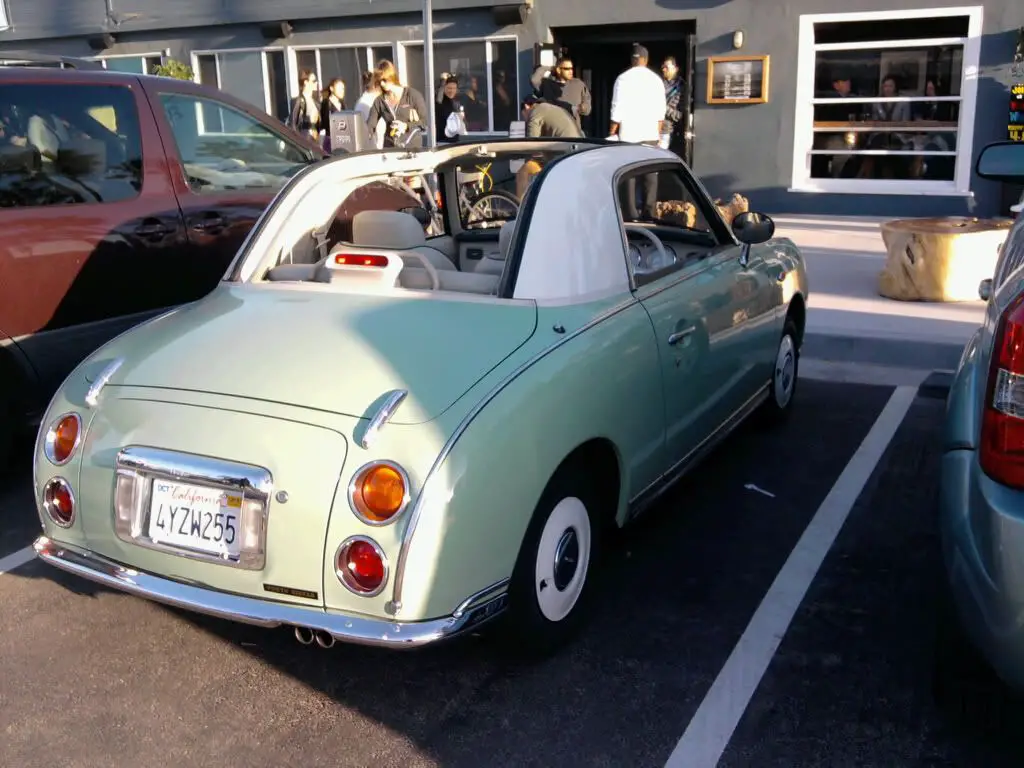 nissanfigaro2.jpg