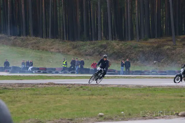 000030613735_%23_2_%23_sbech.jpg